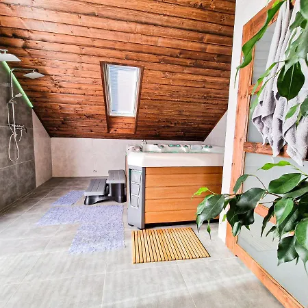 아파트호텔 Gravelo - Jacuzzi